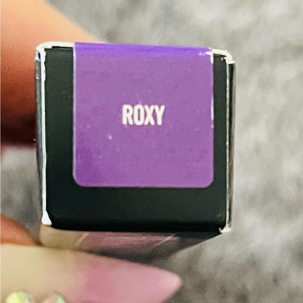 Kat Von D Roxy Everlasting Lip Liner - Picture 4 of 6